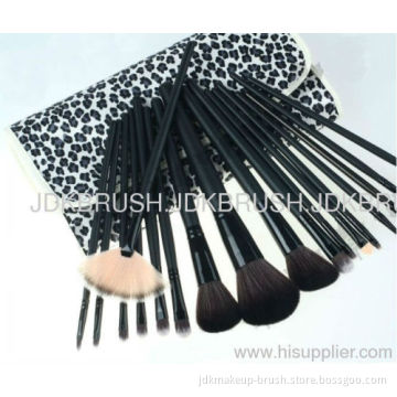 18pcs Leopard Professional Make Up Brush Set 